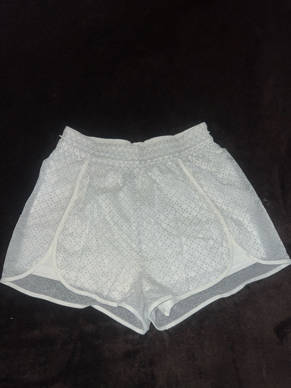 Lululemon Women’s White Find Your Flock Water Repellent Shorts